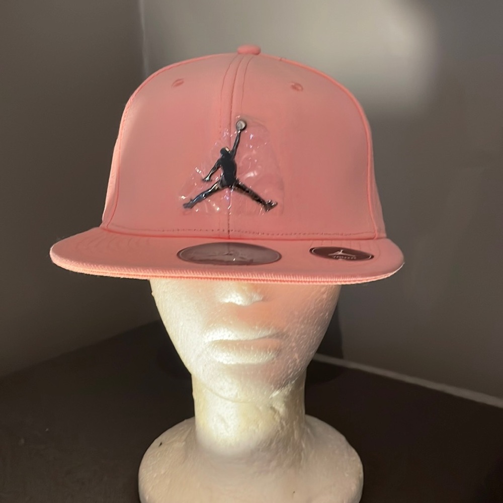 Pink (youth) Jordan hat